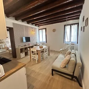 Wood 32 Family -apartment Rovigo
