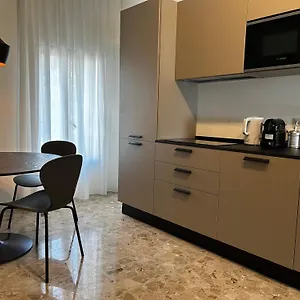 Catullo Lounge And Near The Airport Caselle (Vicenza)